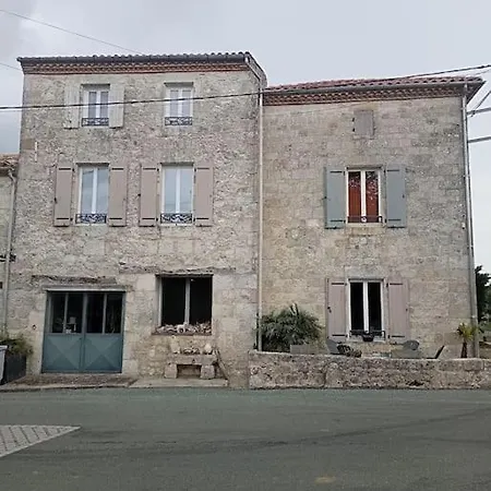 Semesterbostad Maison De Village Confort Avec Piscine Laugnac