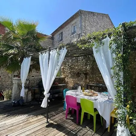 Maison De Village Confort Avec Piscine * Laugnac