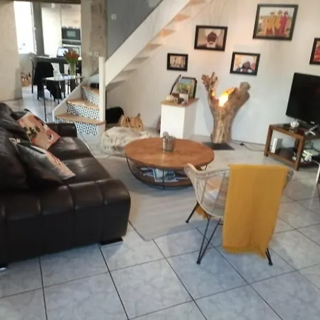 Maison De Village Confort Avec Piscine Semesterbostad *