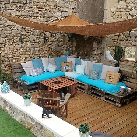 Semesterbostad Maison De Village Confort Avec Piscine Laugnac