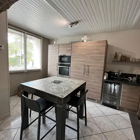 Maison De Village Confort Avec Piscine Semesterbostad *